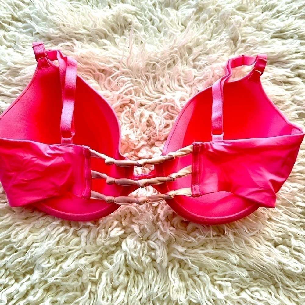 Beautiful VS Push up Bra! Soo pretty!🤩 From my Personal Collection! 🌸💕